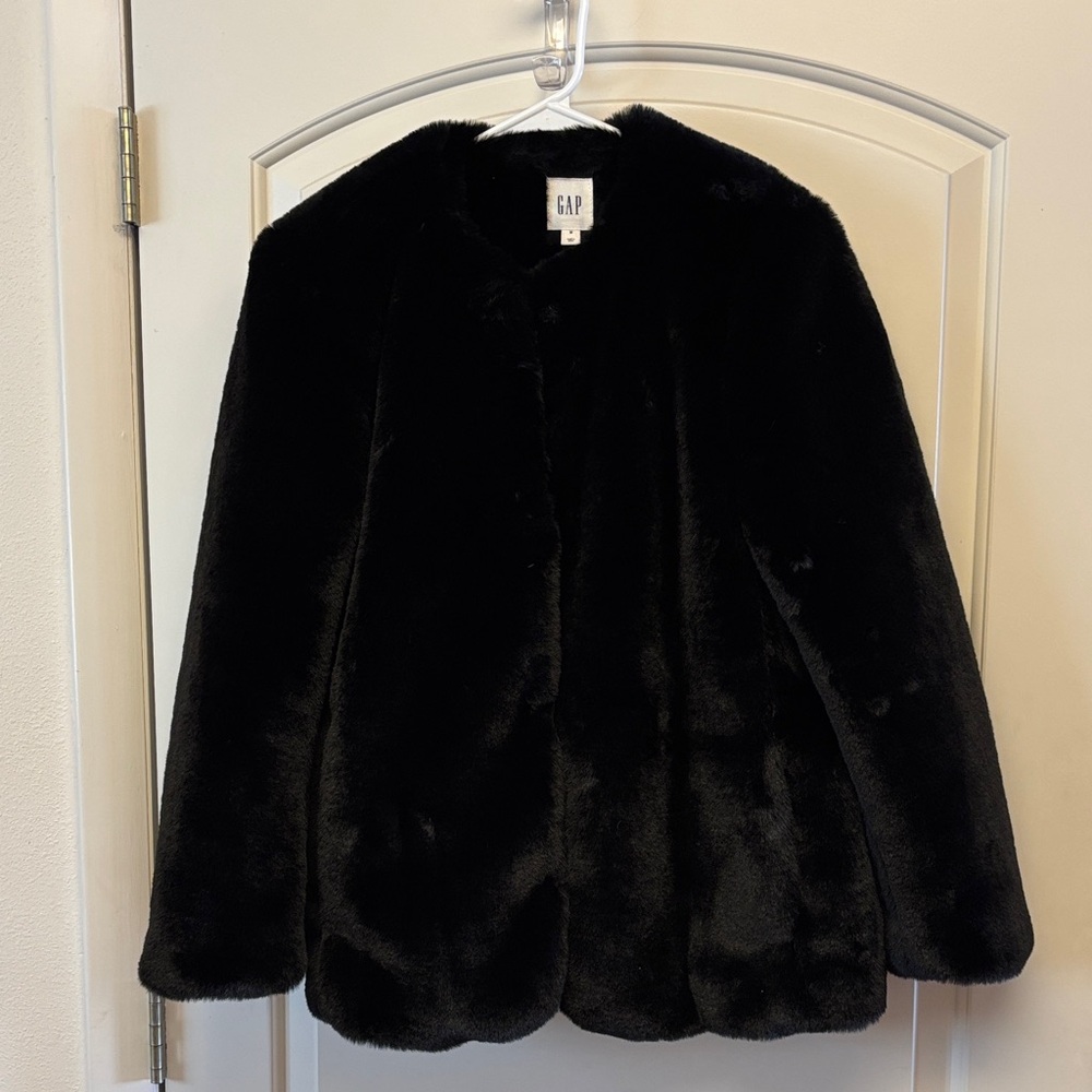 GAP Luxurious Black Faux Fur Jacket